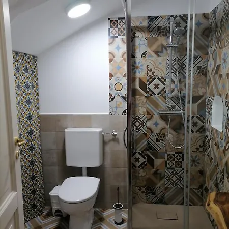 La Casa Dell'architetto Con Terrazza Panoramica In Centro Storico E A Due Passi Dal Porto Casa vacanze *